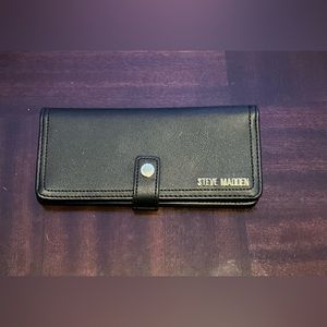 Steve Madden Wallet